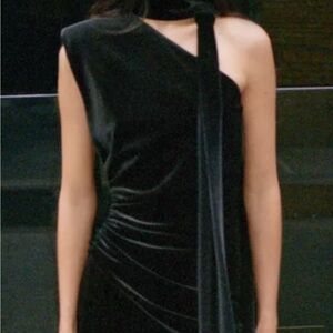 Zara One Shoulder Black Velvet Dress EUC